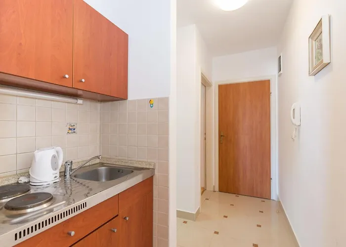 Partelj 5 By Interhome * Vir