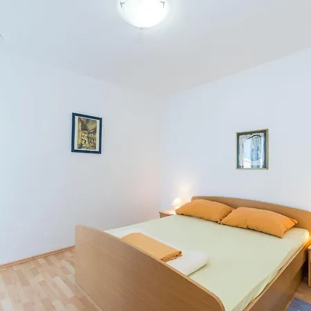 Daire Partelj 5 By Interhome *